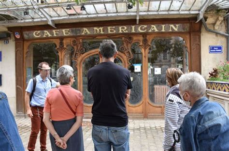 Une visite guidée sur les traces de Coco Chanel à Moulins (Allier)